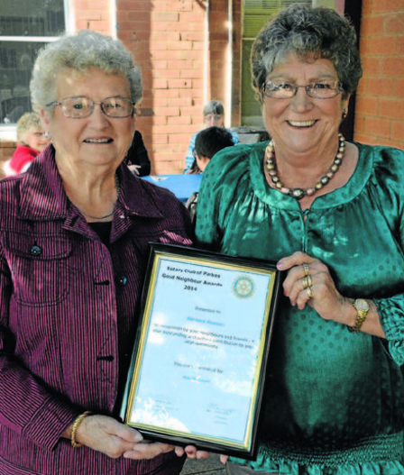 Mavis Moon (left) with recipient, Barbara Rawson. Source: Parkes Champion Post 18 May 2014