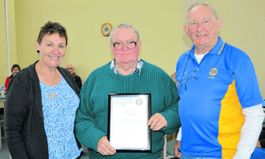 Nominator Amy Iglewski with Good Neighbour Charlie Smith and Rotarian, Cliff Cowell. Source: Parkes Champion Post 22 June 2015