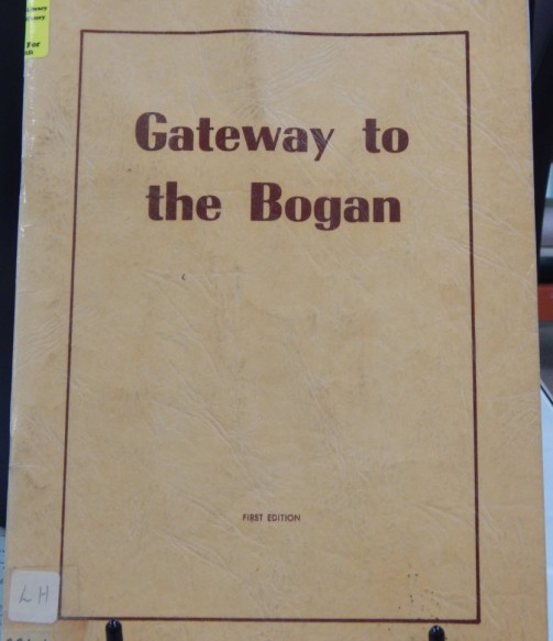 Gateway to the Bogan details the fascinating history of Bogan Gate. This book can be found in the Family & Local History resource room. Photography: Dan Fredericks (Parkes Library) taken on Friday 3rd March 2017